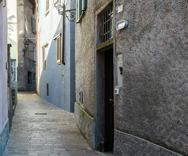 Perch 38 - By Lovecomo *